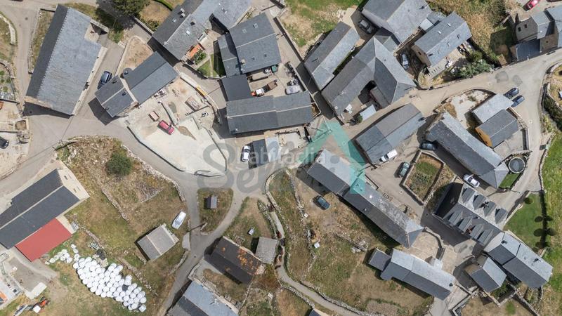 Foto 133ecac1-1f24-4e63-abc9-7b1f99e5c109. Masía en Somiedo