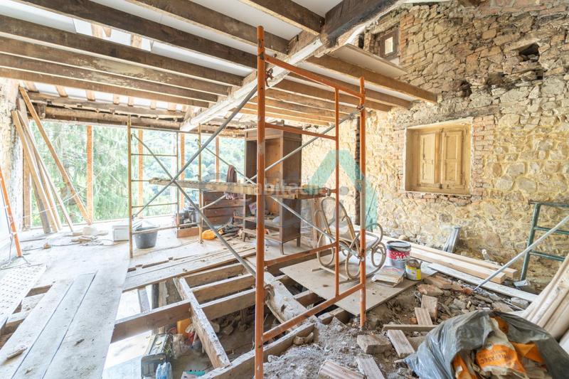 Foto 04b56102-c517-4509-8f08-686bb612a0c3. Casa en Laviana