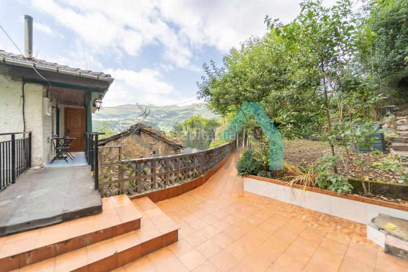 Foto 9ef96878-652c-4a14-9a8c-7acb19aa9a26. Casa en Aller