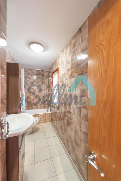 Foto 163f1a34-acbc-41e0-a94a-5636c8ca893e. Piso en Salesas - Foncalada - Campoamor Oviedo