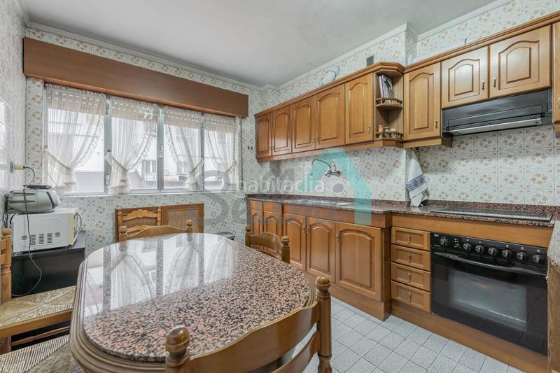 Foto af229381-8861-4c36-8424-73f637c2d8b5. Location appartement avec chauffage parking dans El Cristo Oviedo