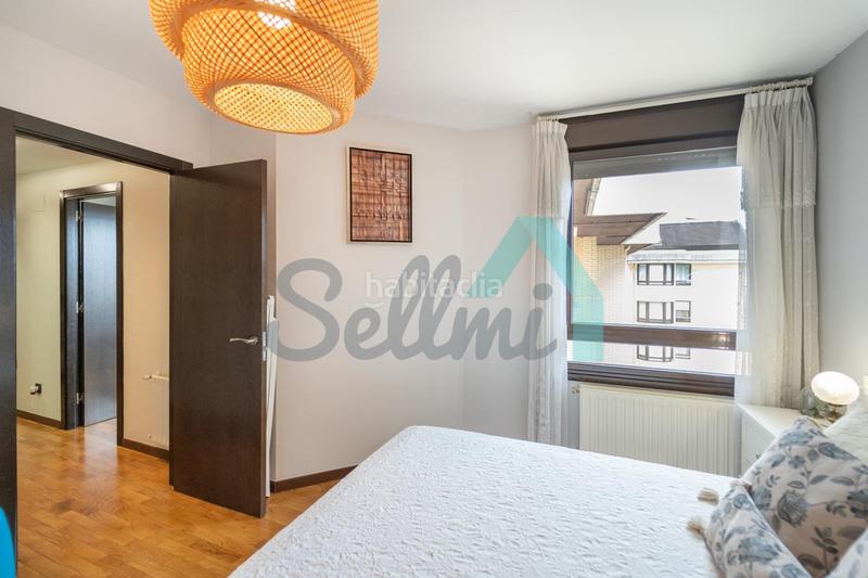 Foto 7666c545-6572-4edc-b9d7-6a7fabe71aee. Location appartement avec chauffage parking dans San Claudio - Trubia - Las Caldas Oviedo