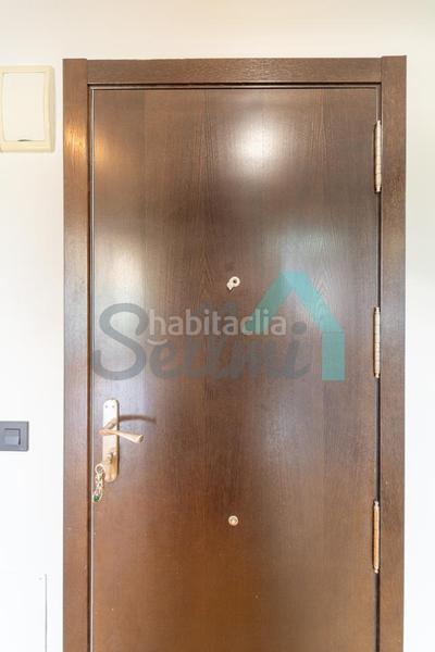 Foto 8a62cb0e-f86c-4d52-9f29-53d0c17f84e8. Location appartement avec chauffage parking dans San Claudio - Trubia - Las Caldas Oviedo