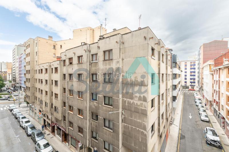 Foto 68ee36d7-5f3b-47ad-b746-897ecf989c51. Etagenwohnung in Centro Gijón