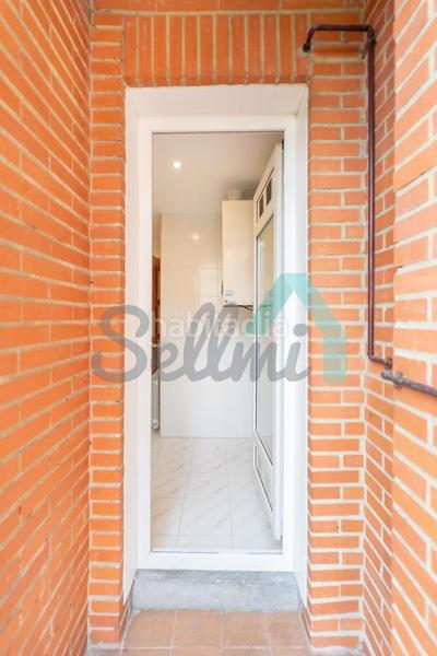 Foto 1c92b60f-5d3e-4d8a-a9b9-9e802de280a3. Appartamento con riscaldamento parcheggio in Corredoría - La Carisa - Prado de La Vega Oviedo