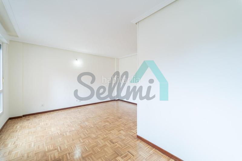 Foto 2677eef0-a0b1-4895-9b5d-9581b0388347. Appartamento con riscaldamento parcheggio in Corredoría - La Carisa - Prado de La Vega Oviedo