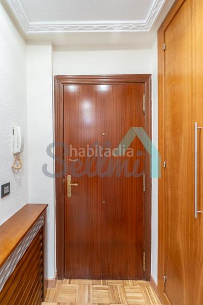 Foto 726100b9-06cd-4cb7-a3c8-9a0e36545ea9. Appartamento con riscaldamento parcheggio in Corredoría - La Carisa - Prado de La Vega Oviedo