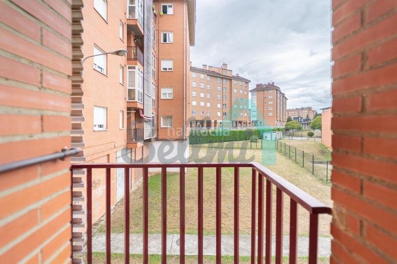 Foto 8853df11-557d-48b8-9650-3f657e6fe978. Appartamento con riscaldamento parcheggio in Corredoría - La Carisa - Prado de La Vega Oviedo