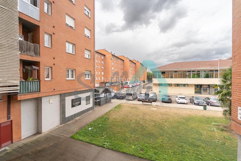 Foto 8d8b738f-be06-4691-b837-a0825ec50753. Appartamento con riscaldamento parcheggio in Corredoría - La Carisa - Prado de La Vega Oviedo
