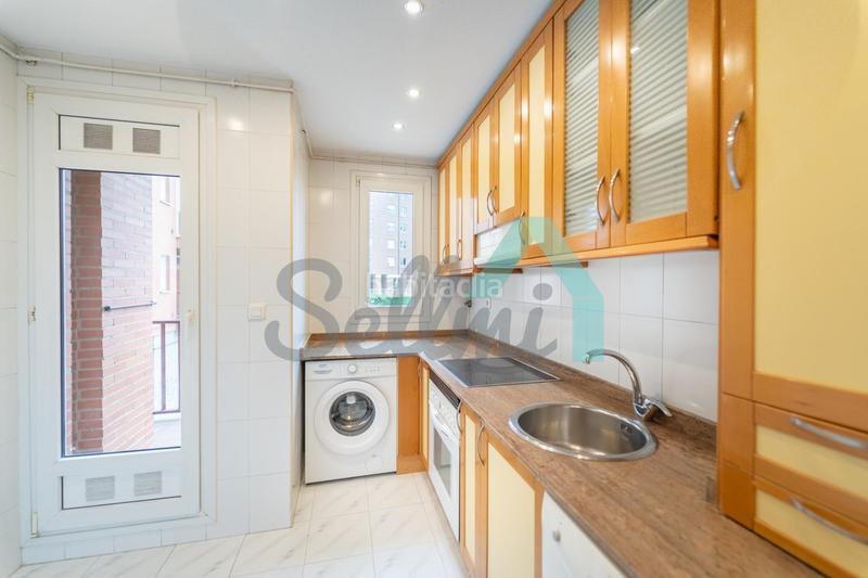 Foto 163d5353-b5c7-42aa-948b-9af23568f4c3. Appartement avec chauffage parking dans Corredoría - La Carisa - Prado de La Vega Oviedo