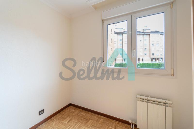 Foto 2efad975-f69f-40ca-99d9-5dc8316a0fcd. Appartement avec chauffage parking dans Corredoría - La Carisa - Prado de La Vega Oviedo
