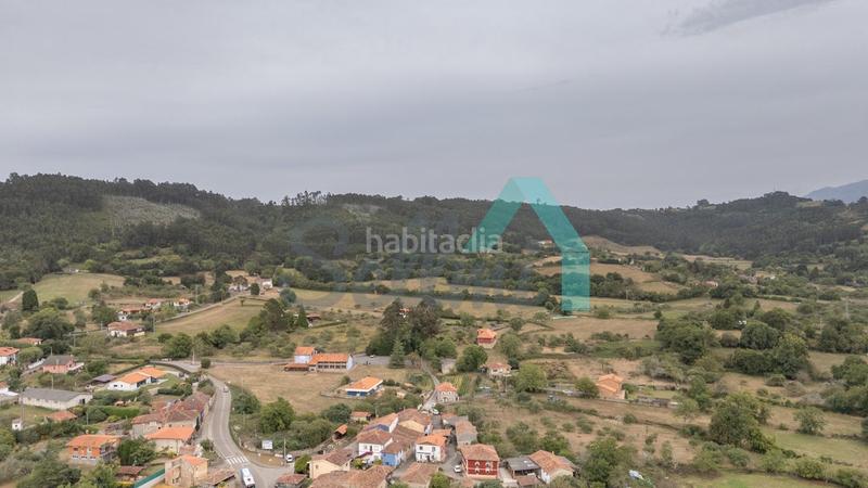 Foto 26e9b648-0fc9-4a84-b318-b99a3977a3fd. Haus mit heizung parking in Selorio - Tornón Villaviciosa