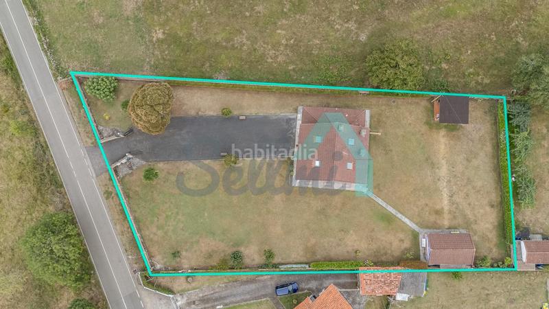 Foto 36be342f-71a1-4a8a-8e54-cf5e3e2a03b6. Haus mit heizung parking in Selorio - Tornón Villaviciosa