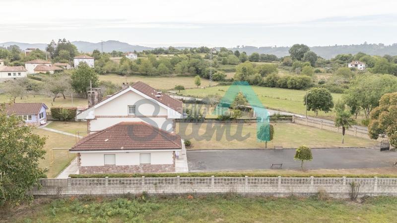 Foto 20284e82-f825-47e8-9ae5-c7365bf872a1. House with heating parking in Selorio - Tornón Villaviciosa
