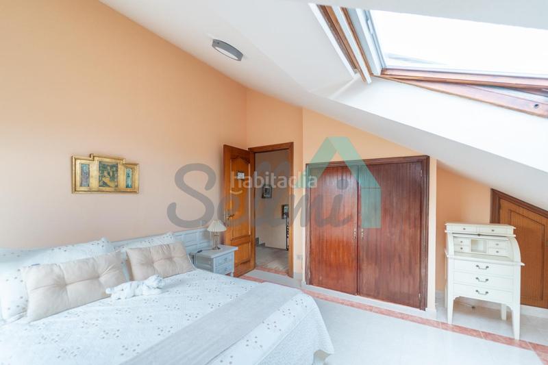 Foto 36cae5c3-8de0-46ad-a4ff-f5fad214b561. House with heating parking in Selorio - Tornón Villaviciosa