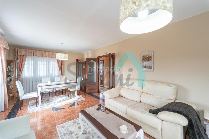 Foto 6f4143a8-f41a-4fcf-b54f-6cb729033192. House with heating parking in Selorio - Tornón Villaviciosa