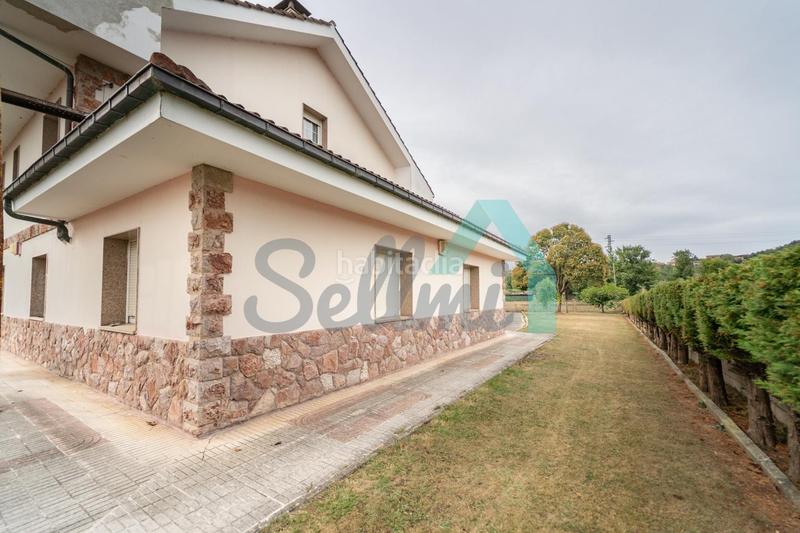 Foto 826aefb6-8cee-44f0-ad3f-c8713d46fbe9. House with heating parking in Selorio - Tornón Villaviciosa