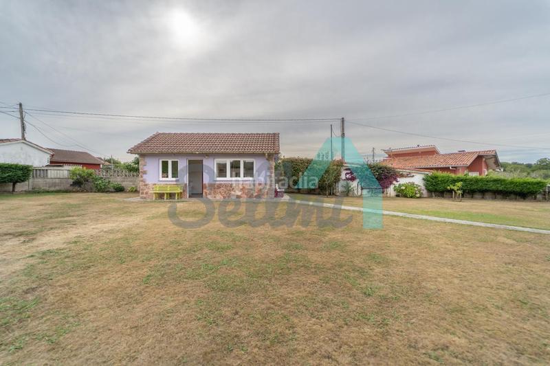 Foto a9c23a0c-6bbd-4bb2-9fe9-194760a2900c. House with heating parking in Selorio - Tornón Villaviciosa