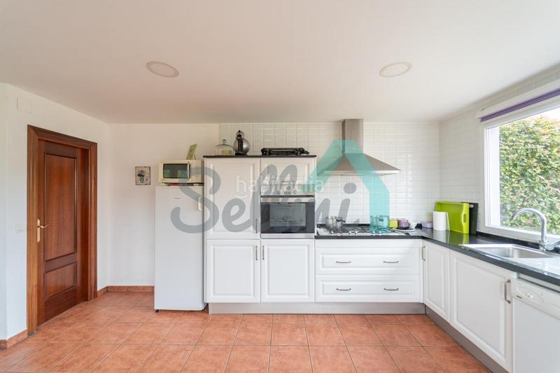 Foto 75b35967-b368-4b49-b459-50f85515ca7b. Maison avec chauffage parking dans Selorio - Tornón Villaviciosa