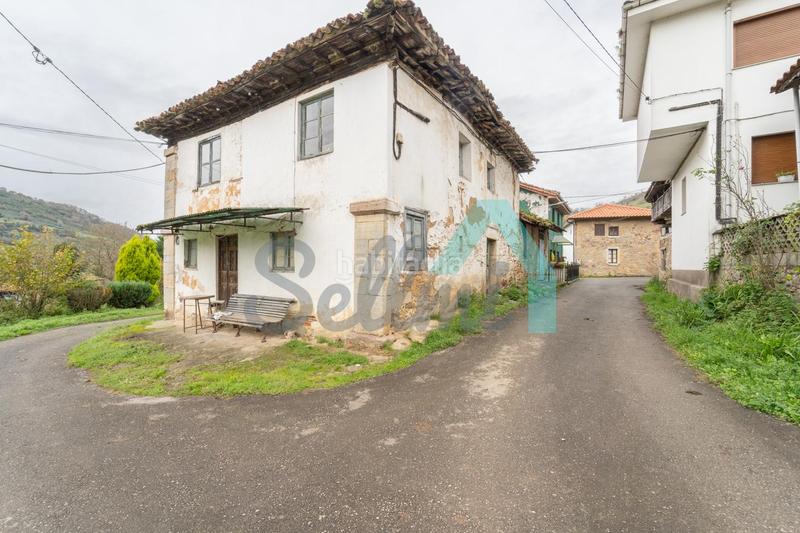 Foto 013008bd-4cc0-428d-b46a-3a3d8c2aa686. Casa pareada en Grado