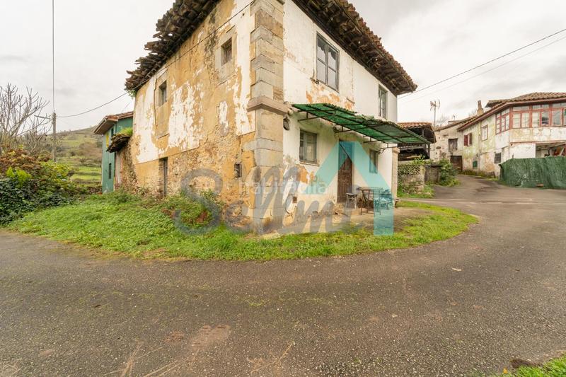 Foto 5d0edf63-5ad1-461e-ab2e-482a863072d9. Casa pareada en Grado