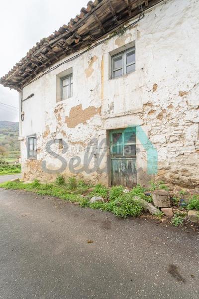 Foto 7997f8fe-e7b7-45d9-9a90-b8a5a649e94f. Casa pareada en Grado