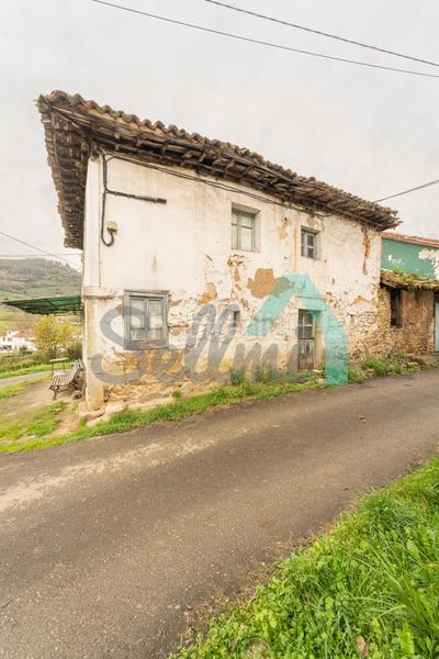 Foto b7b857ec-8e6f-496c-b7e4-7dfb838f3637. Casa pareada en Grado