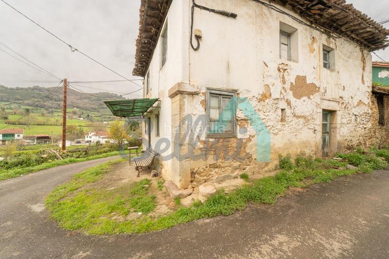 Foto f1f26cbc-cdf0-4dfd-afee-5c6beed4b3fe. Casa pareada en Grado