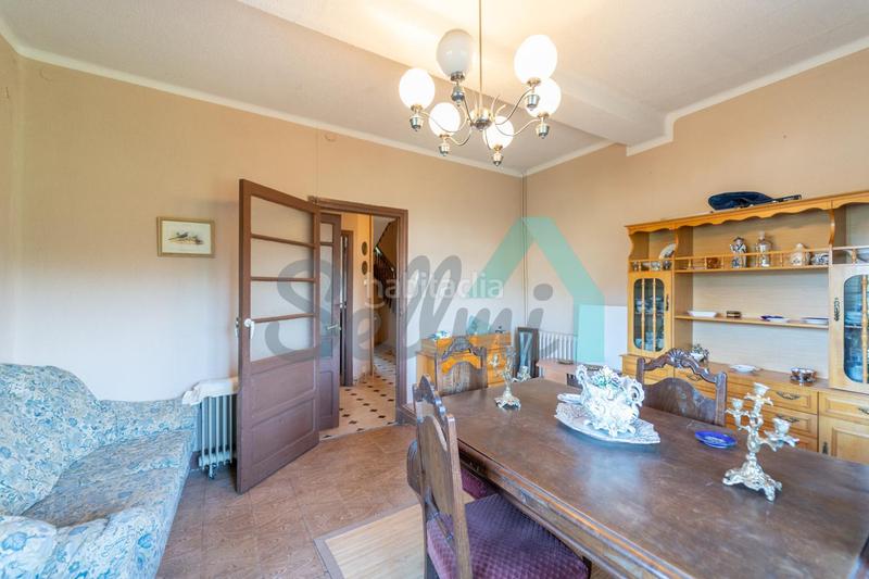 Foto a9266bf6-127a-404e-8dff-7bd4222d2950. Casa en Grado