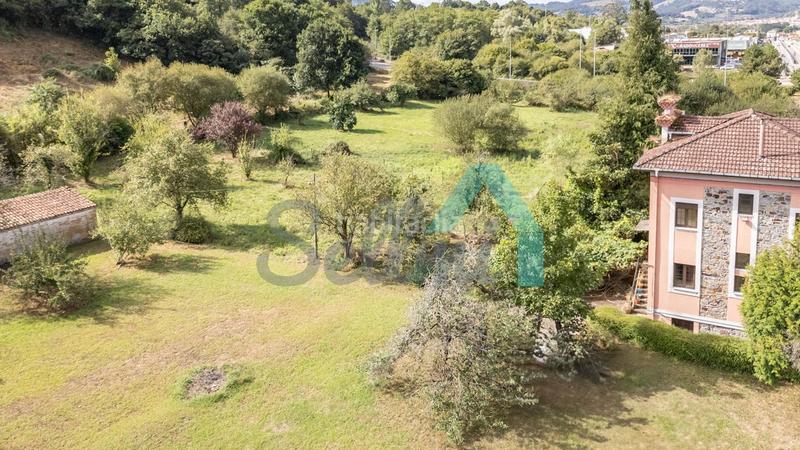 Foto df41305b-2c2e-43f2-b619-56007577e01e. Casa en Grado