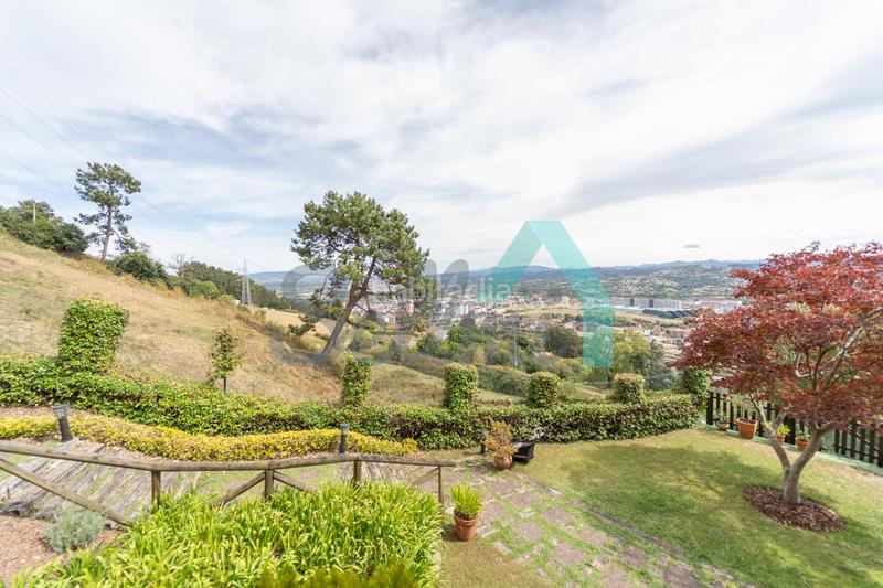 Foto 085cf29c-c8c3-467c-8851-40d4a6ee37e4. Doppelhaus mit heizung parking in Parroquias Norte - Naranco Oviedo