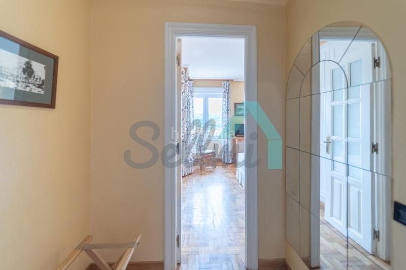 Foto 313f4b4d-e9fc-44fb-8202-4097297c5e6e. Doppelhaus mit heizung parking in Parroquias Norte - Naranco Oviedo