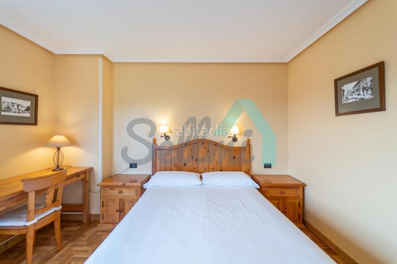 Foto 727326f1-e657-4826-92f7-3dfe79fb7898. Doppelhaus mit heizung parking in Parroquias Norte - Naranco Oviedo