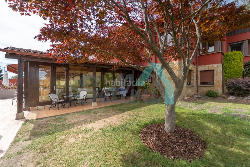 Foto 8d64c145-c6d2-4441-8fc8-34e6bff0cae5. Doppelhaus mit heizung parking in Parroquias Norte - Naranco Oviedo