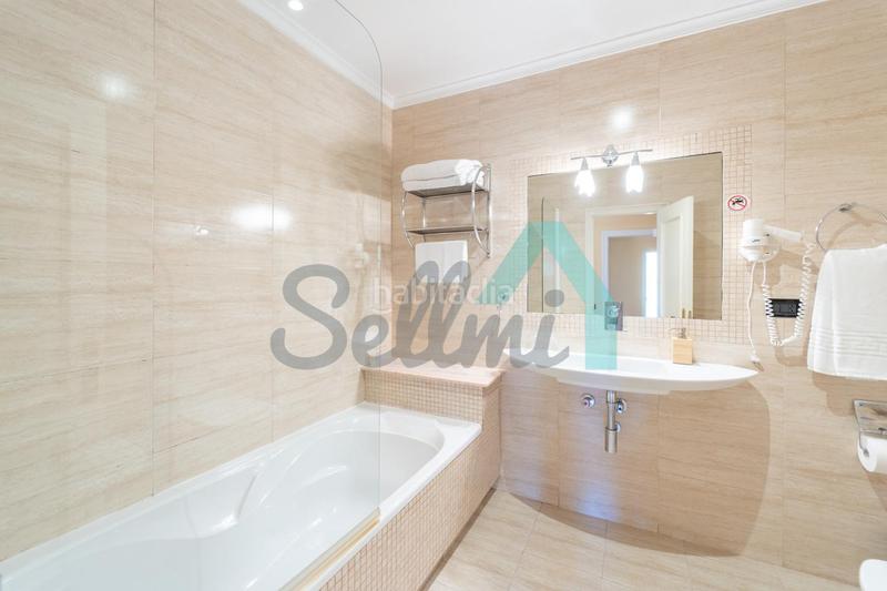 Foto 9997541f-30a3-40a0-b9cc-98a5b8353003. Doppelhaus mit heizung parking in Parroquias Norte - Naranco Oviedo