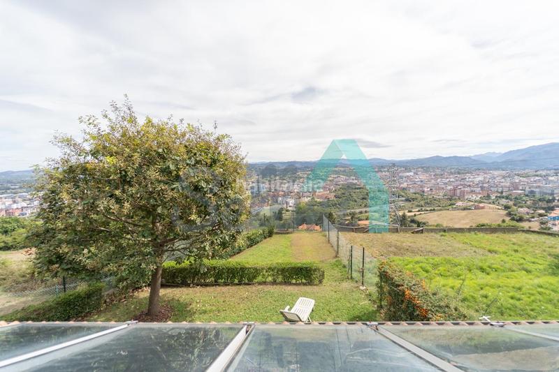 Foto a7e383d9-6b35-4905-bacf-ae5d0e7568a3. Doppelhaus mit heizung parking in Parroquias Norte - Naranco Oviedo