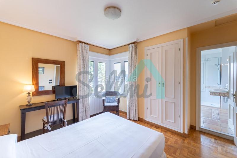 Foto b6fd6b8c-c166-4dab-ad3a-520eb4c64393. Doppelhaus mit heizung parking in Parroquias Norte - Naranco Oviedo