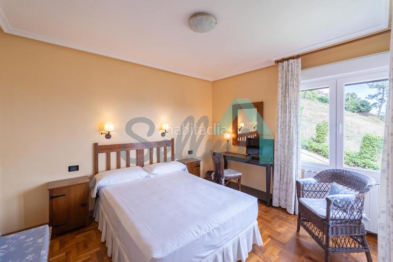 Foto bbbc4429-6eb3-405a-aa4a-06a584269467. Doppelhaus mit heizung parking in Parroquias Norte - Naranco Oviedo