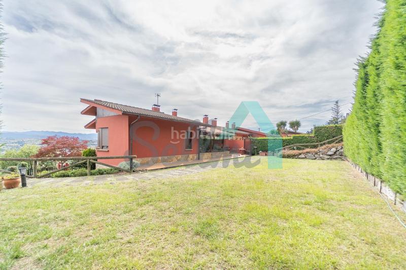 Foto c7f2c852-b9c2-4f7a-a948-750bffe3b75b. Doppelhaus mit heizung parking in Parroquias Norte - Naranco Oviedo