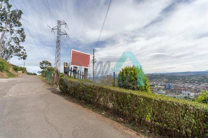 Foto ee051e97-9560-42aa-bf77-9ce1c96bf553. Doppelhaus mit heizung parking in Parroquias Norte - Naranco Oviedo