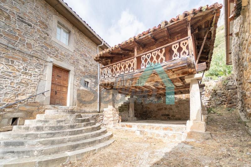 Foto 0faba973-2f36-4df8-9da2-3683f26c8eb1. Maison dans Somiedo