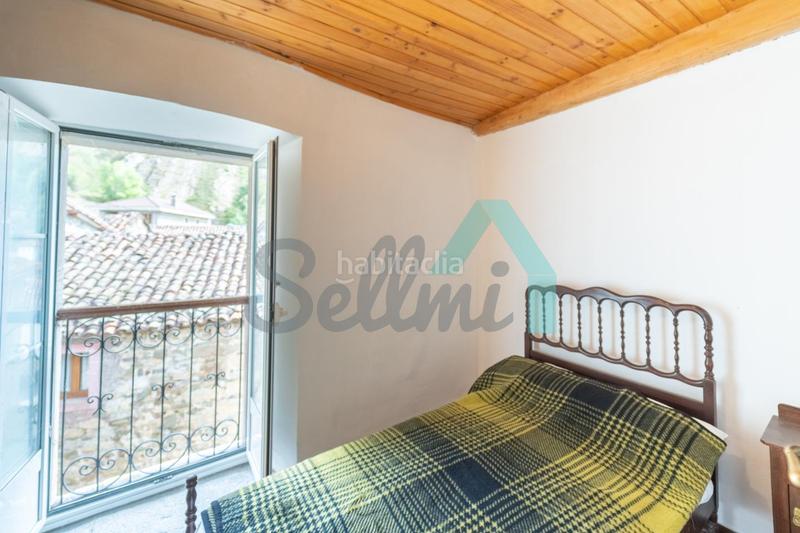 Foto 427d5395-0adf-4ba9-b402-07785f02362d. Maison dans Somiedo