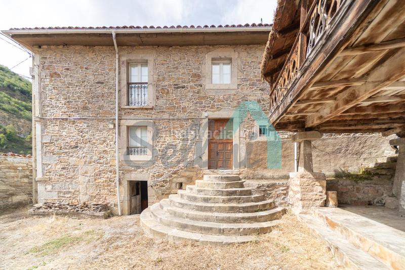 Foto 986cd49d-3e73-4293-a06b-fcd25acc76a9. Maison dans Somiedo
