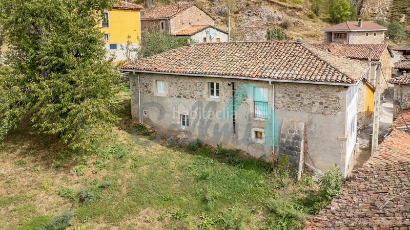 Foto e4e180bd-2925-4ffc-89ac-52f04f34a735. Maison dans Somiedo