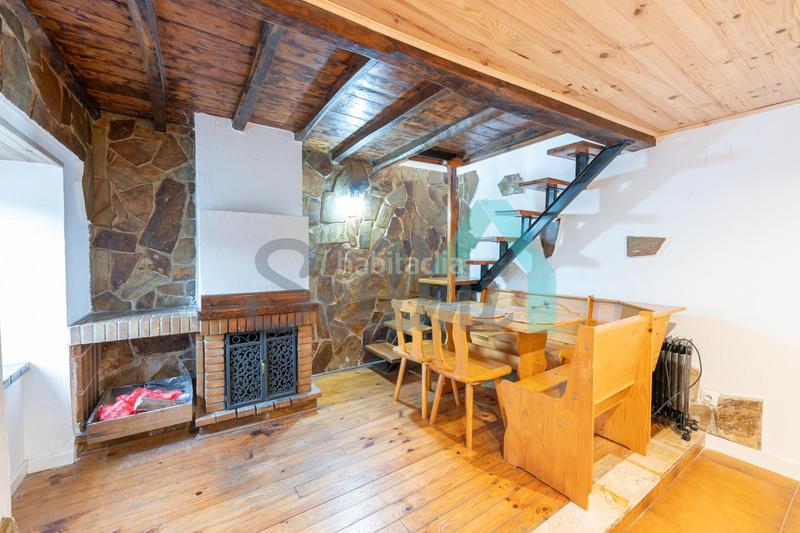 Foto 581a9bc9-4a3b-4512-9c84-3d6a753364b3. Casa pareada en Lena