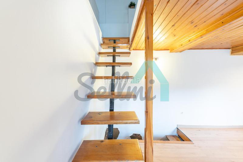 Foto b00b41de-1361-4b54-b2a0-3cd46688f4f2. Casa pareada en Lena