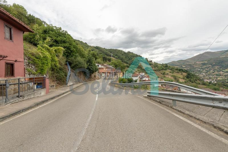 Foto e45da9ef-70ab-45e7-8057-acca2478cb97. Casa pareada en Lena
