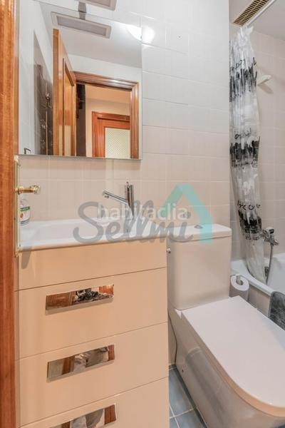 Foto d13cb18a-fdb0-4cd2-8c8e-0f9c3ded78da. Appartement avec chauffage dans Buenavista Oviedo