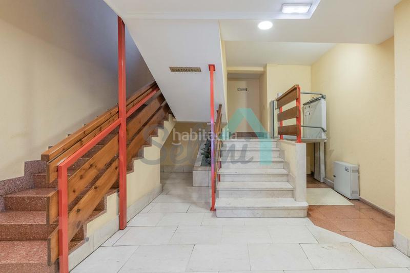 Foto 00b48d48-d510-4f1b-bc5f-f11cfe6a5aa4. Piso en Buenavista Oviedo