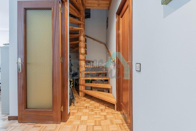 Foto 84ce3ab1-0163-42d5-9116-5b37c024bf42. Piso en Buenavista Oviedo